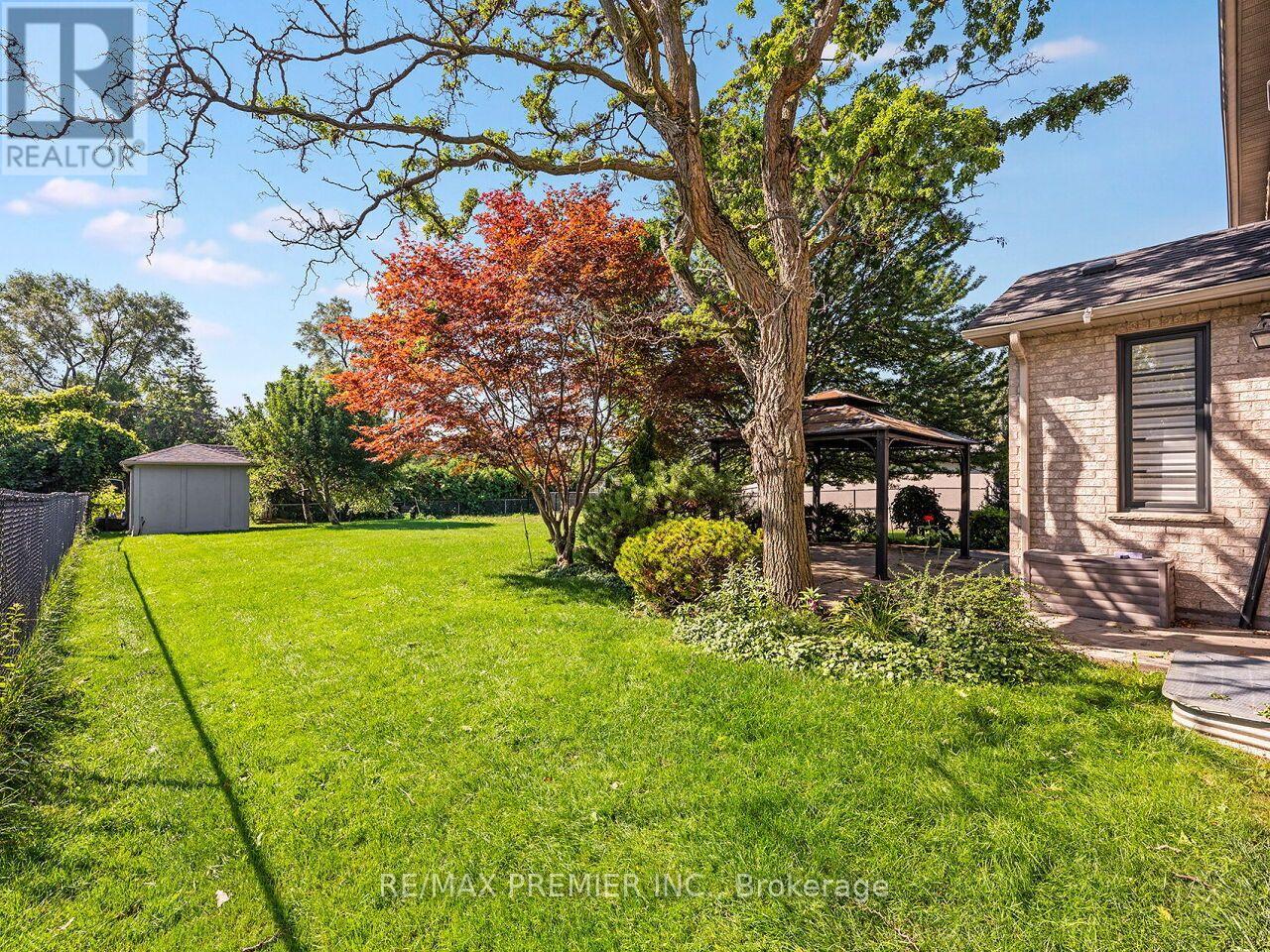 27 Gaydon Avenue, Toronto, Ontario  M9M 1G6 - Photo 38 - W13758586
