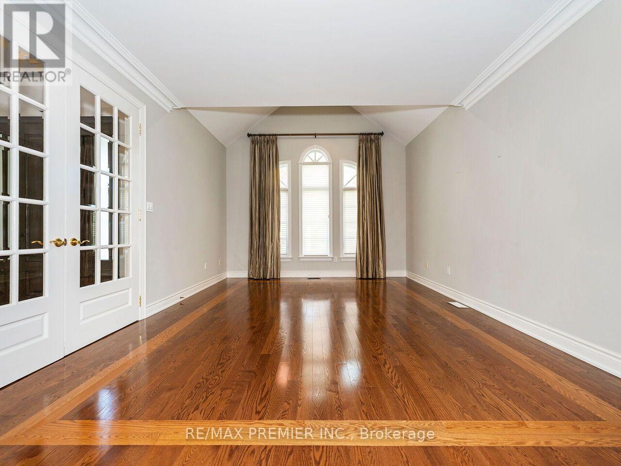 27 Gaydon Avenue, Toronto, Ontario  M9M 1G6 - Photo 7 - W13758586