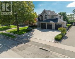 27 GAYDON AVENUE, Toronto, Ontario