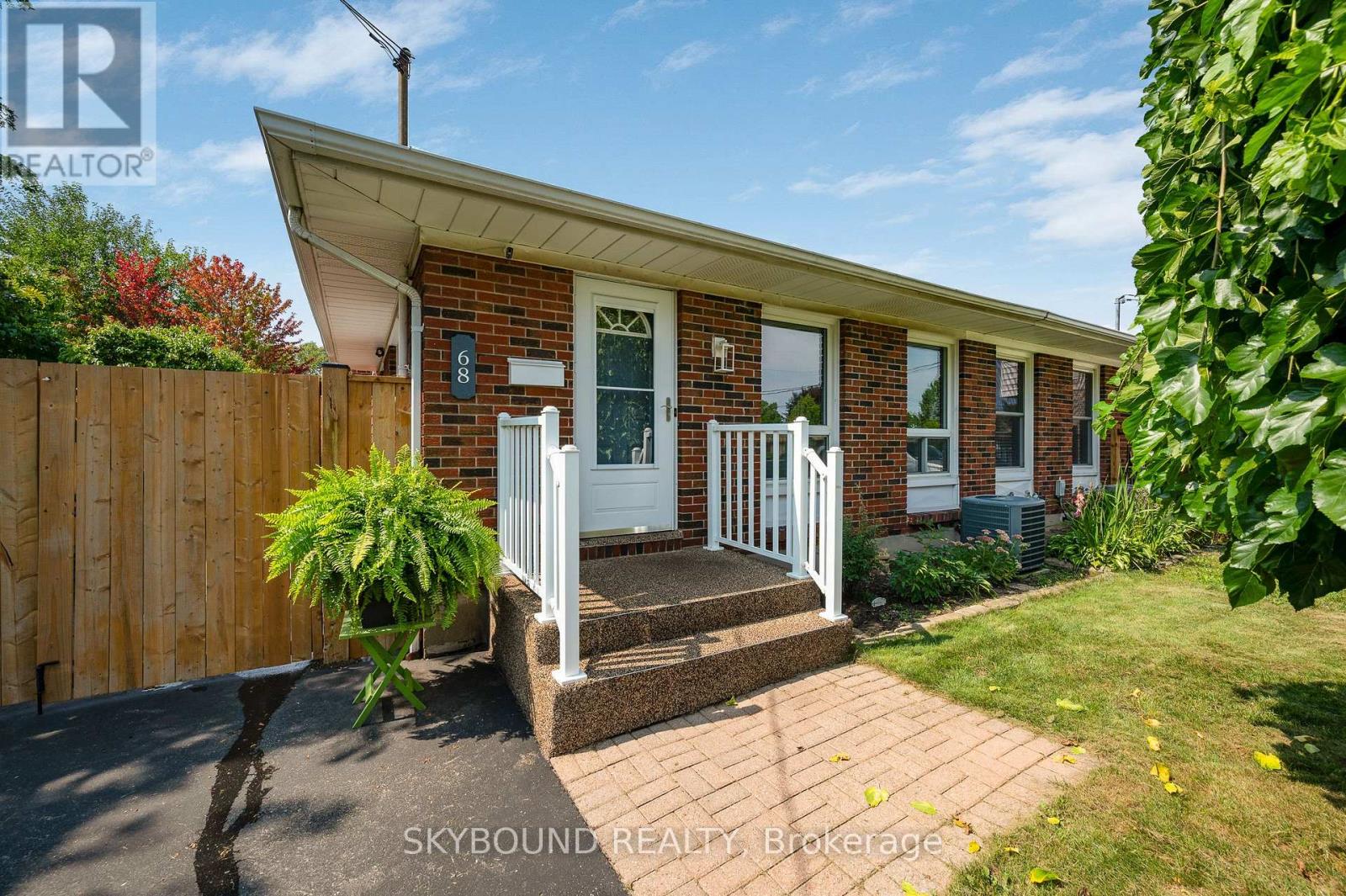68 TED STREET, St. Catharines, Ontario