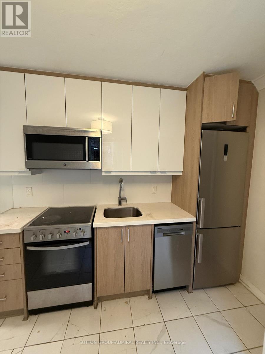 12 - 166 Eastbourne Avenue, Toronto, Ontario  M5P 2G6 - Photo 3 - C13623452