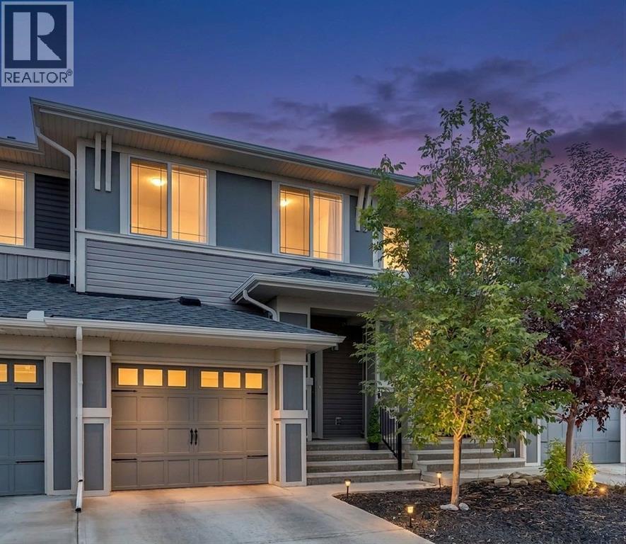 497 Hillcrest Road SW, Airdrie, Alberta  T4B 4T8 - Photo 1 - A2343222