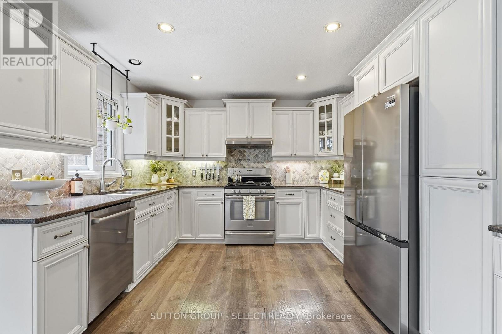 39 Carolinian Lane, Cambridge, Ontario  N1S 5B5 - Photo 15 - X13758670