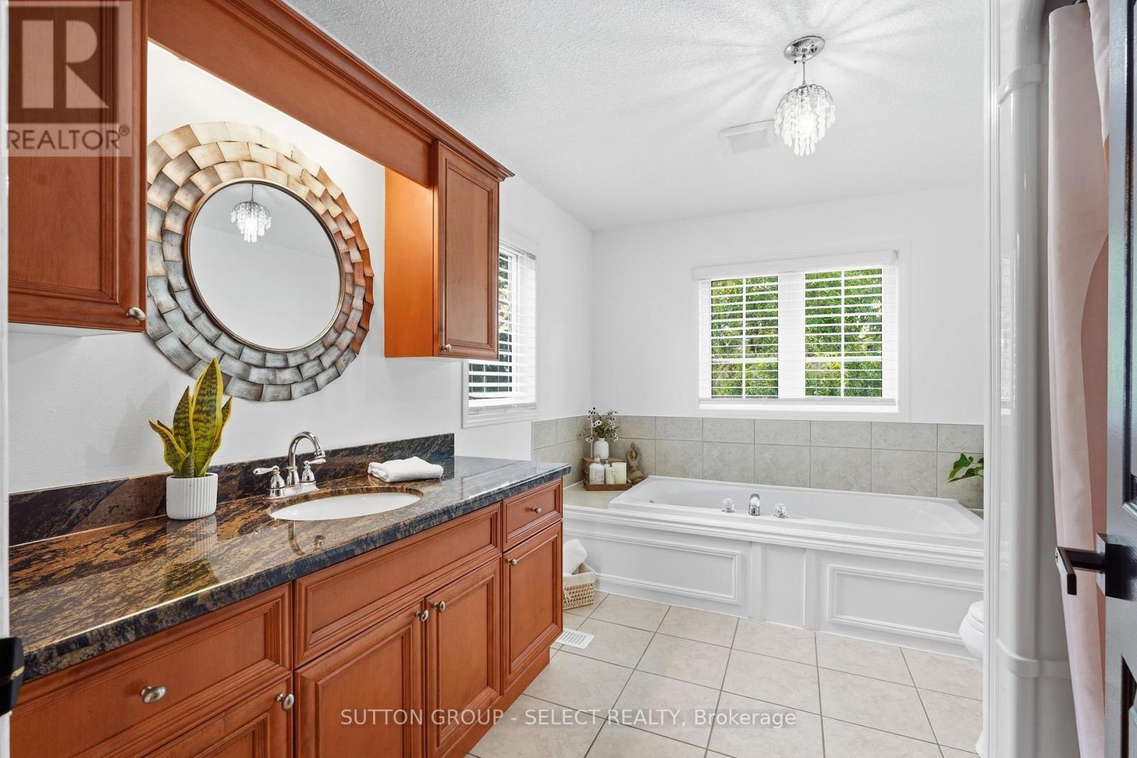 39 Carolinian Lane, Cambridge, Ontario  N1S 5B5 - Photo 32 - X13758670