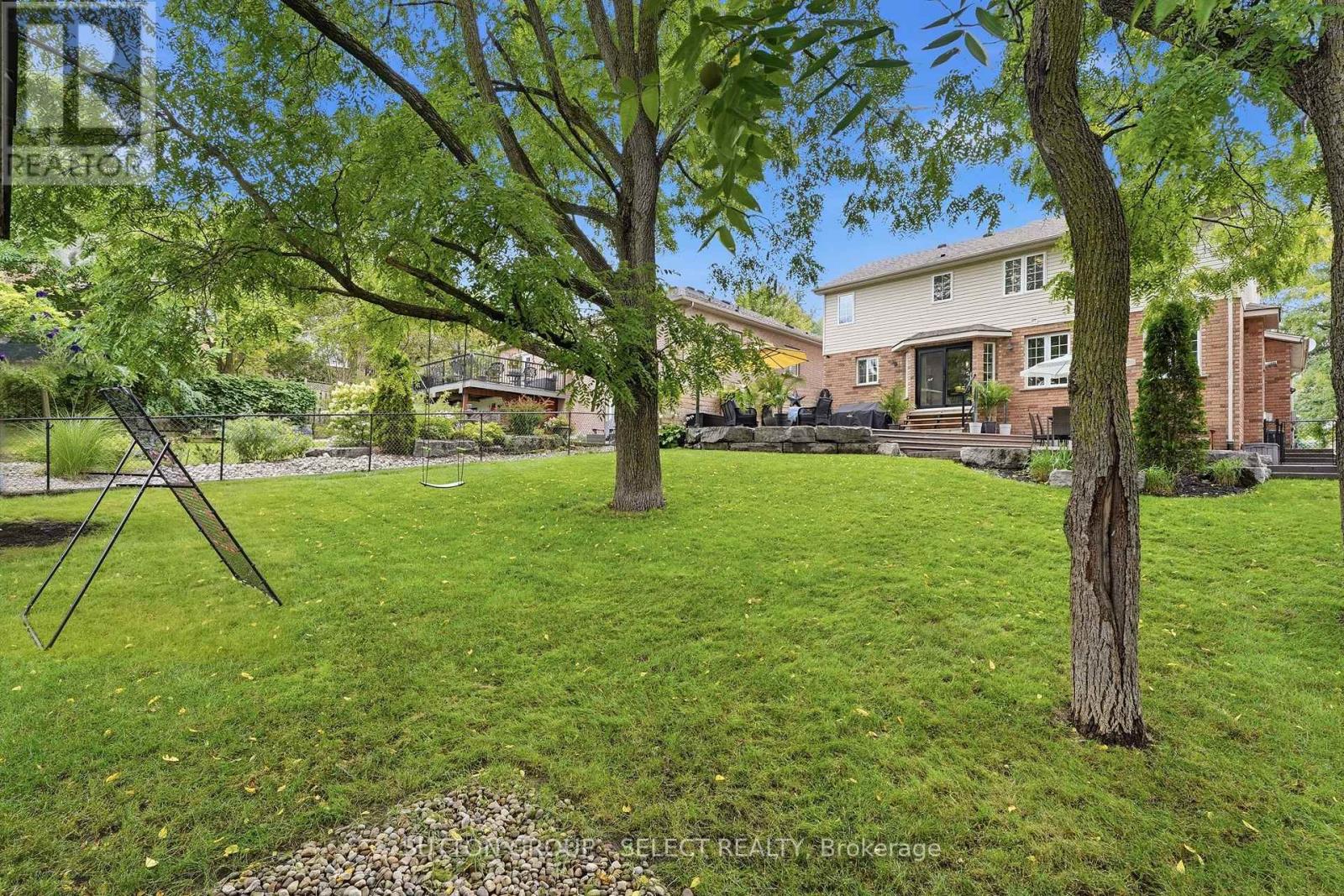 39 Carolinian Lane, Cambridge, Ontario  N1S 5B5 - Photo 50 - X13758670