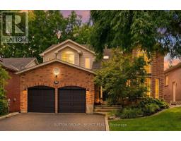 39 CAROLINIAN LANE, Cambridge, Ontario