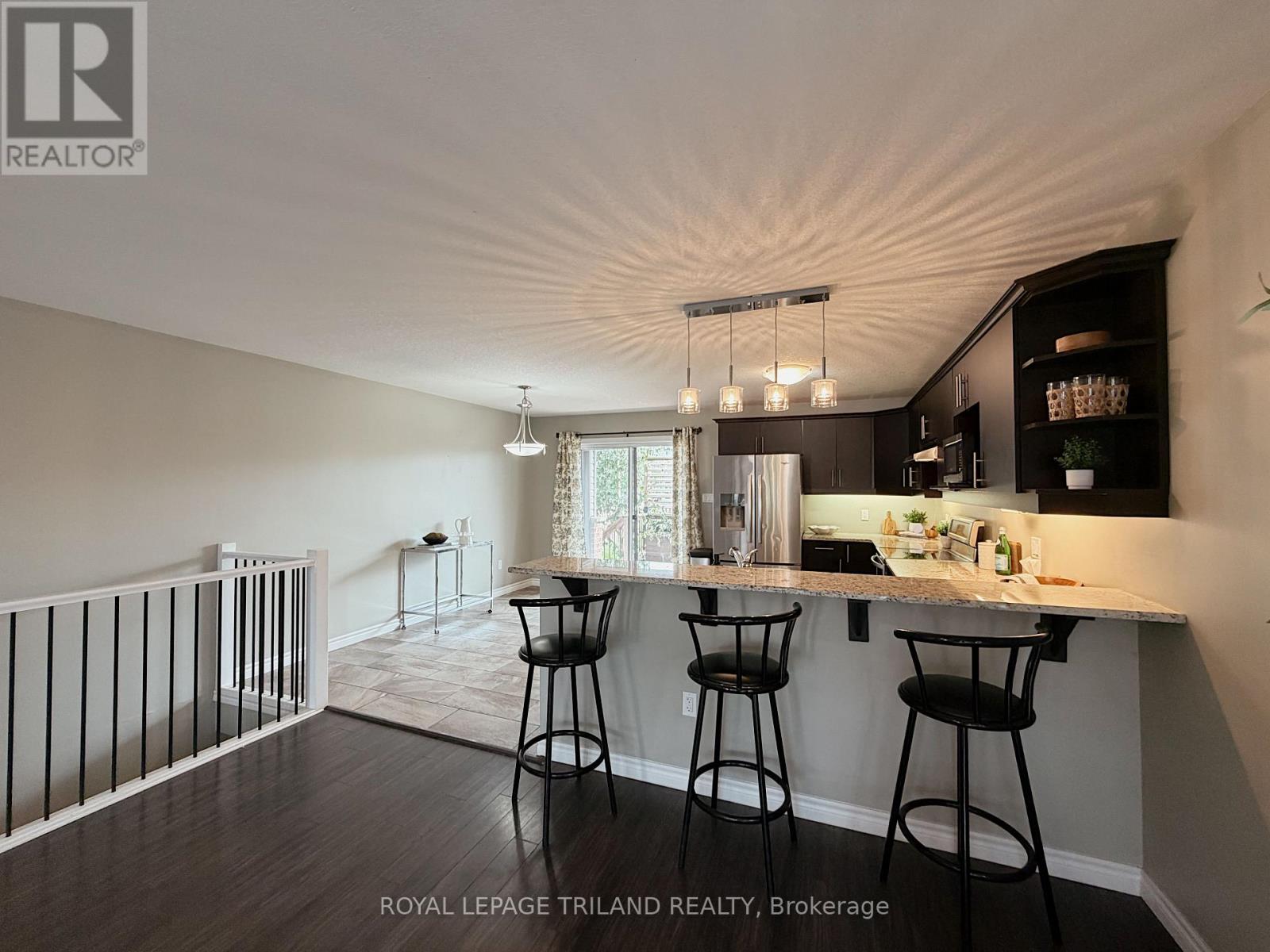 38 Leesboro Trail, Thames Centre, Ontario  N0M 2P0 - Photo 6 - X13758736