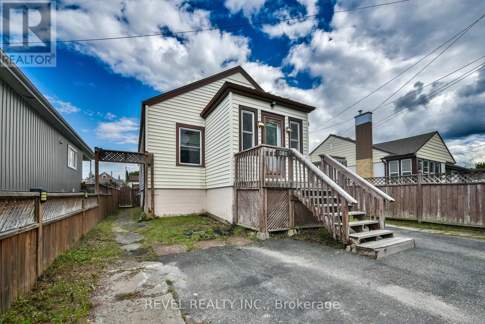418 Maple Street S, Timmins, Ontario  P4N 1Z8 - Photo 2 - T13758696