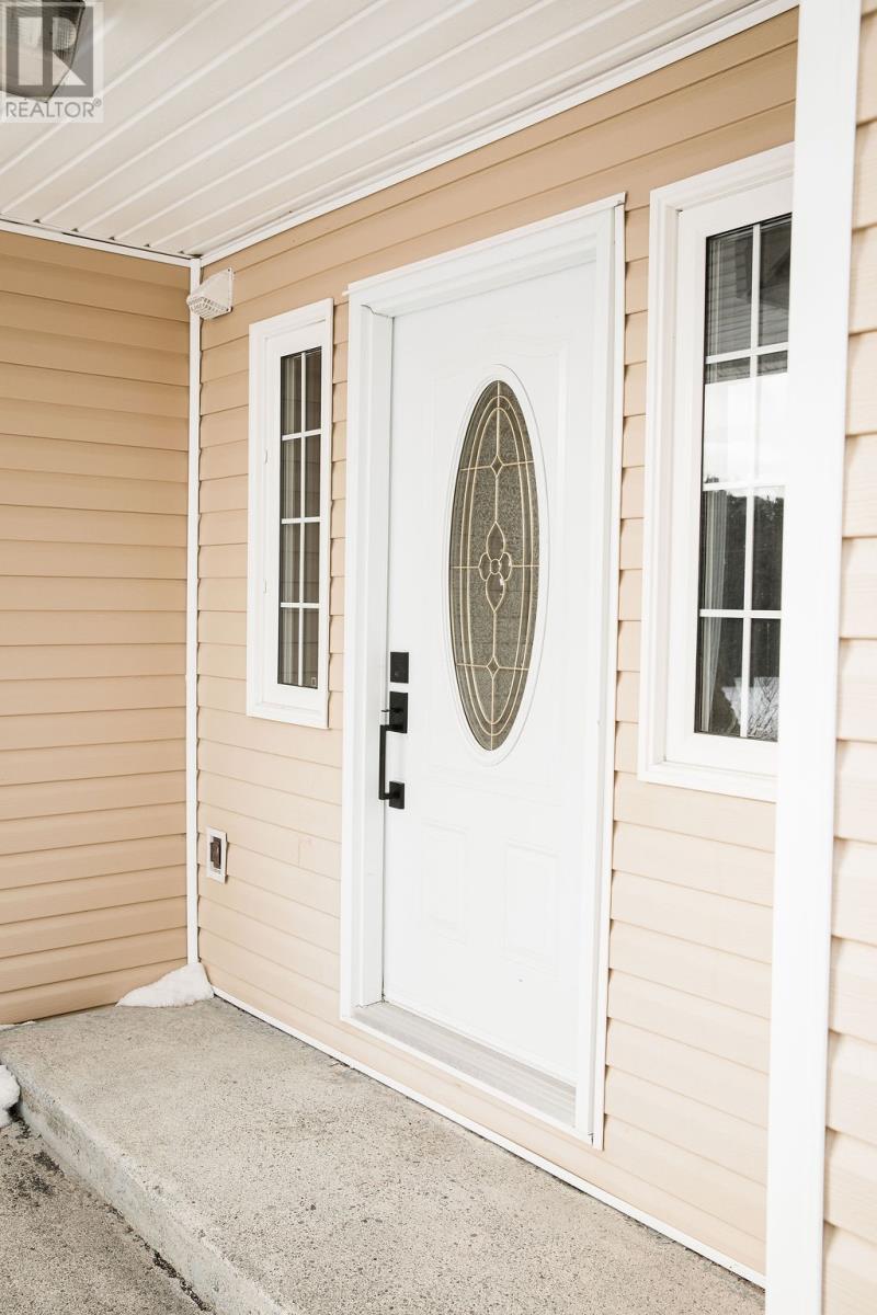 24-26 Frecker Place, Dunville — photo 3