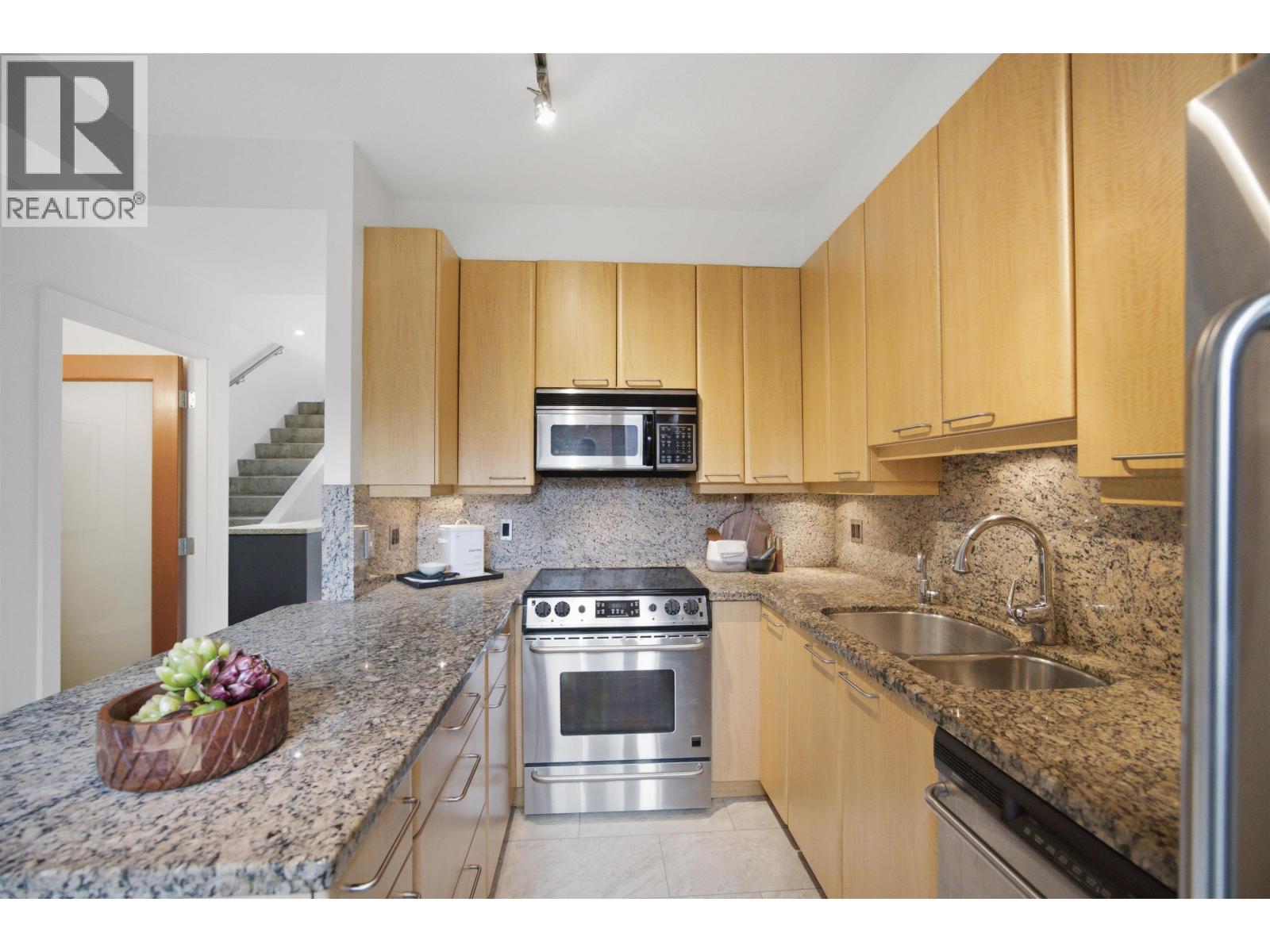 1182 Richards Street, Vancouver, British Columbia  V6B 3E6 - Photo 15 - R3162082