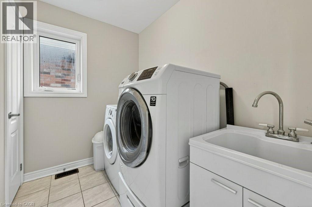 557 Baldwin Crescent, Woodstock, Ontario  N4T 0G4 - Photo 38 - 40839051