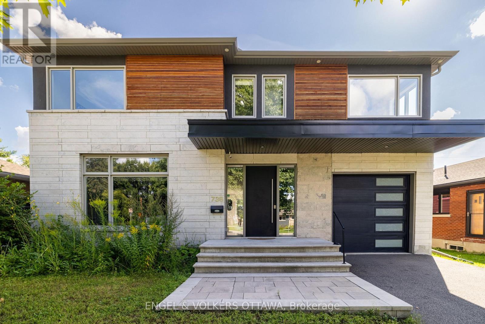 736 Sherbourne Road, Ottawa, Ontario  K2A 3H5 - Photo 1 - X13758608