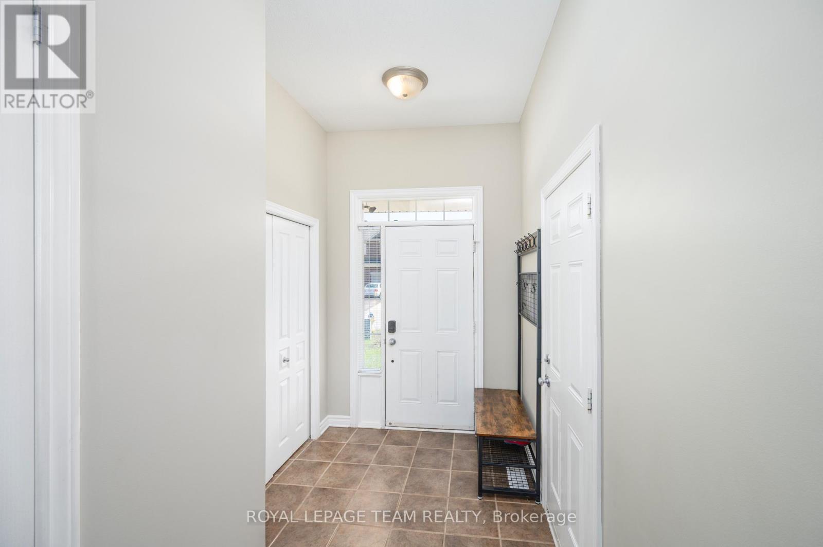 1431 Comfrey Crescent, Ottawa, Ontario  K4A 0L8 - Photo 3 - X13758682