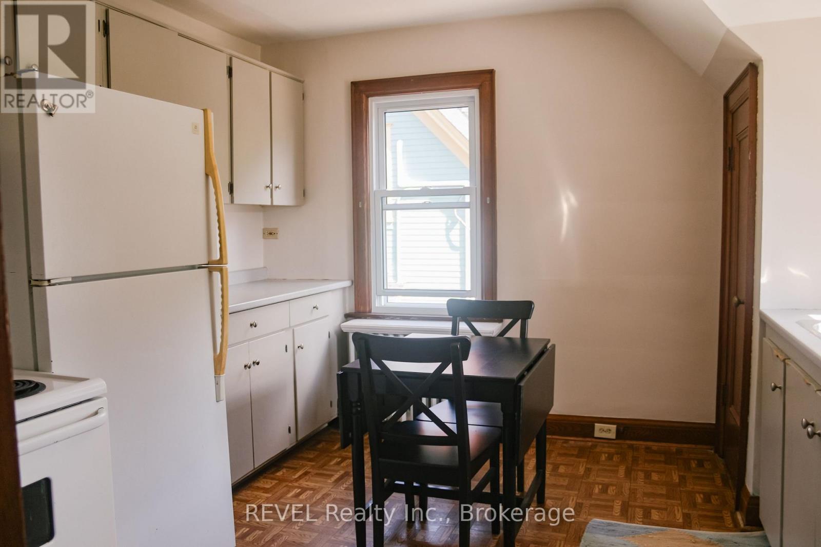 Upper - 55 Maple Street, St. Catharines, Ontario  L2R 2A8 - Photo 16 - X13758614