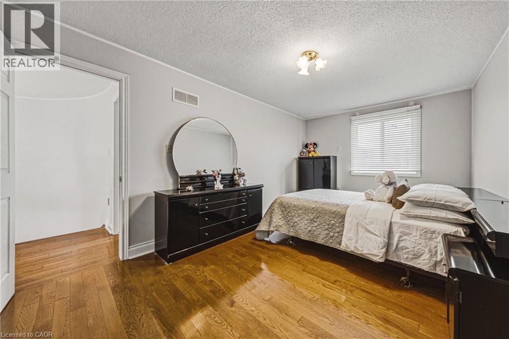 90 Fairington Crescent, Hamilton, Ontario  L8E 3N4 - Photo 28 - 40861231