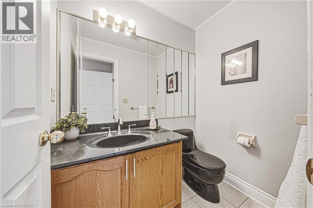 90 Fairington Crescent, Hamilton, Ontario  L8E 3N4 - Photo 29 - 40861231