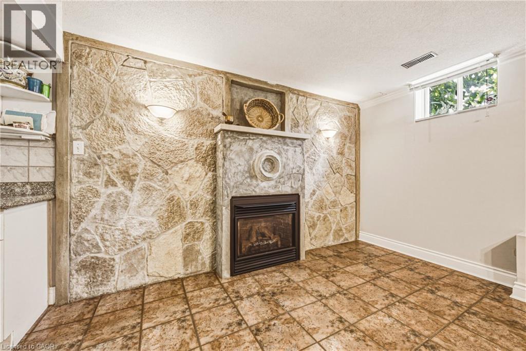 90 Fairington Crescent, Hamilton, Ontario  L8E 3N4 - Photo 34 - 40861231