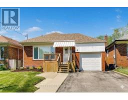 4 MARTORINO DRIVE, Toronto, Ontario