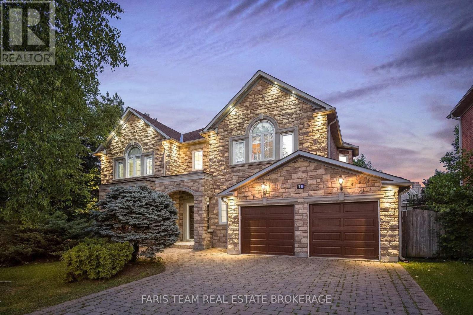 15 CLARENDON DRIVE, richmond hill (bayview hill), Ontario
