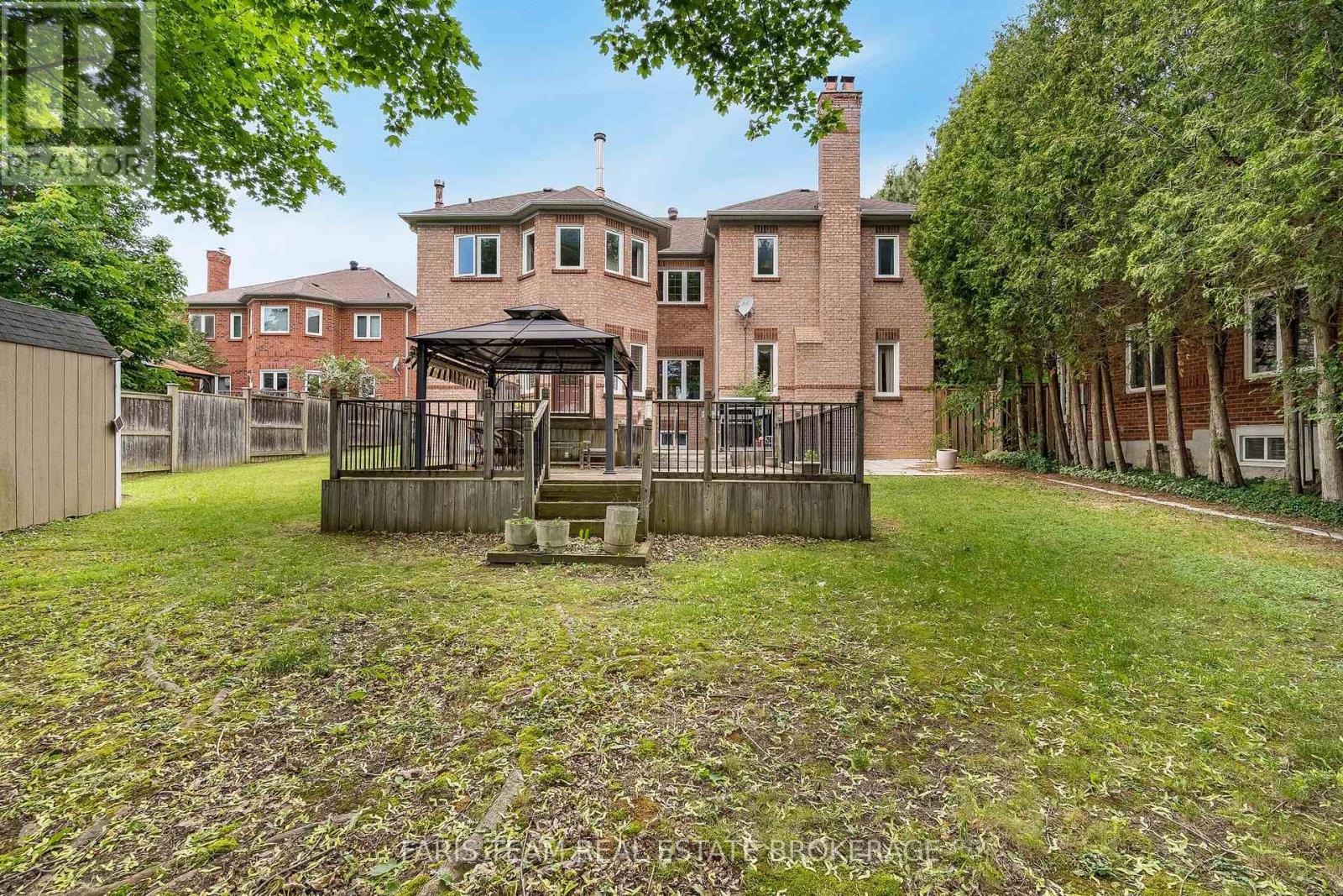 15 Clarendon Drive, Richmond Hill (Bayview Hill), Ontario  L4B 2Z4 - Photo 42 - N13758710