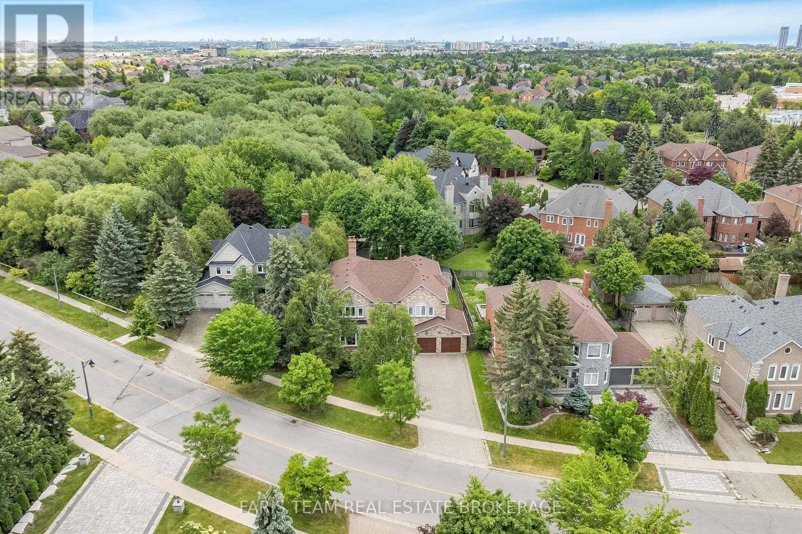 15 Clarendon Drive, Richmond Hill (Bayview Hill), Ontario  L4B 2Z4 - Photo 45 - N13758710