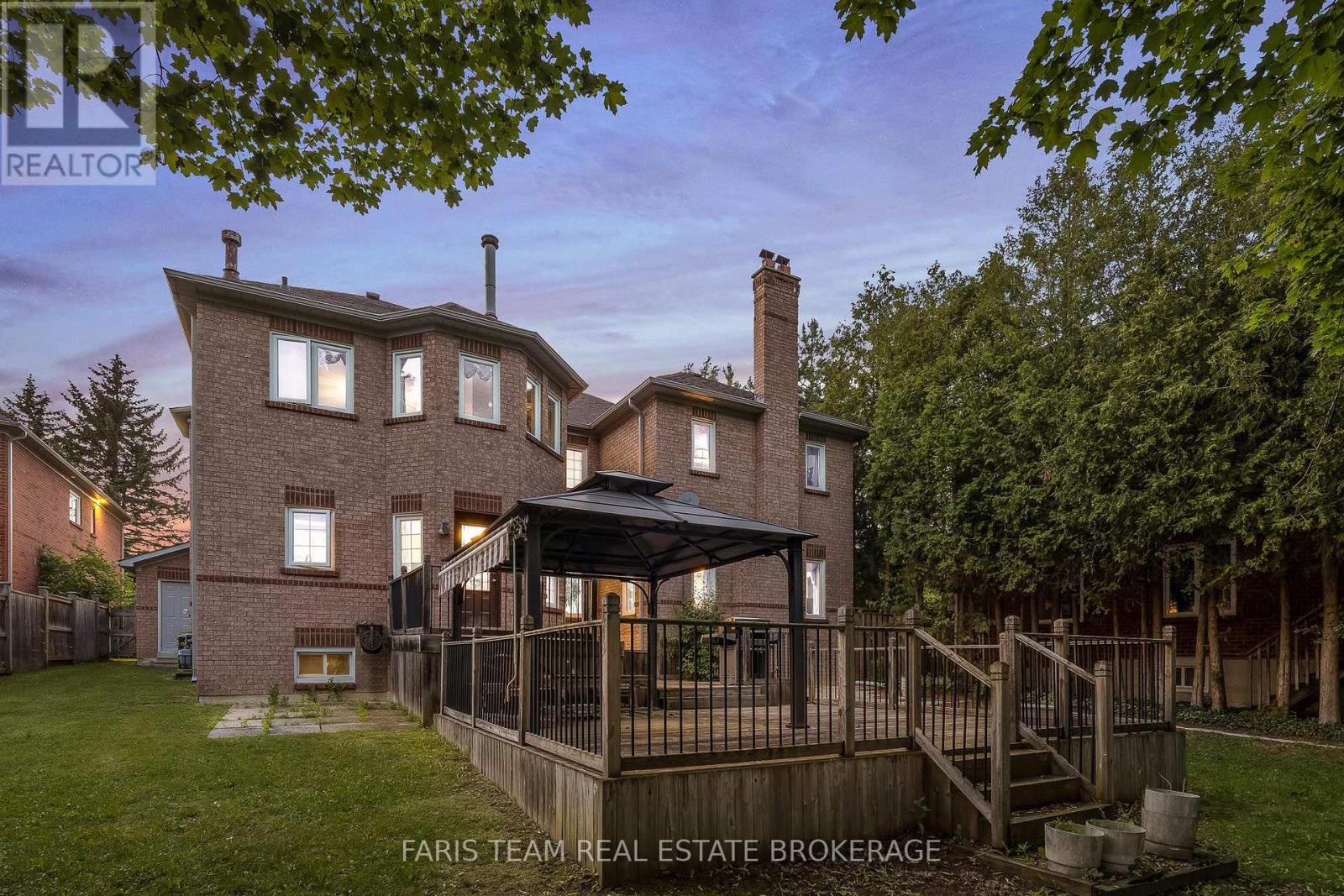 15 Clarendon Drive, Richmond Hill (Bayview Hill), Ontario  L4B 2Z4 - Photo 48 - N13758710