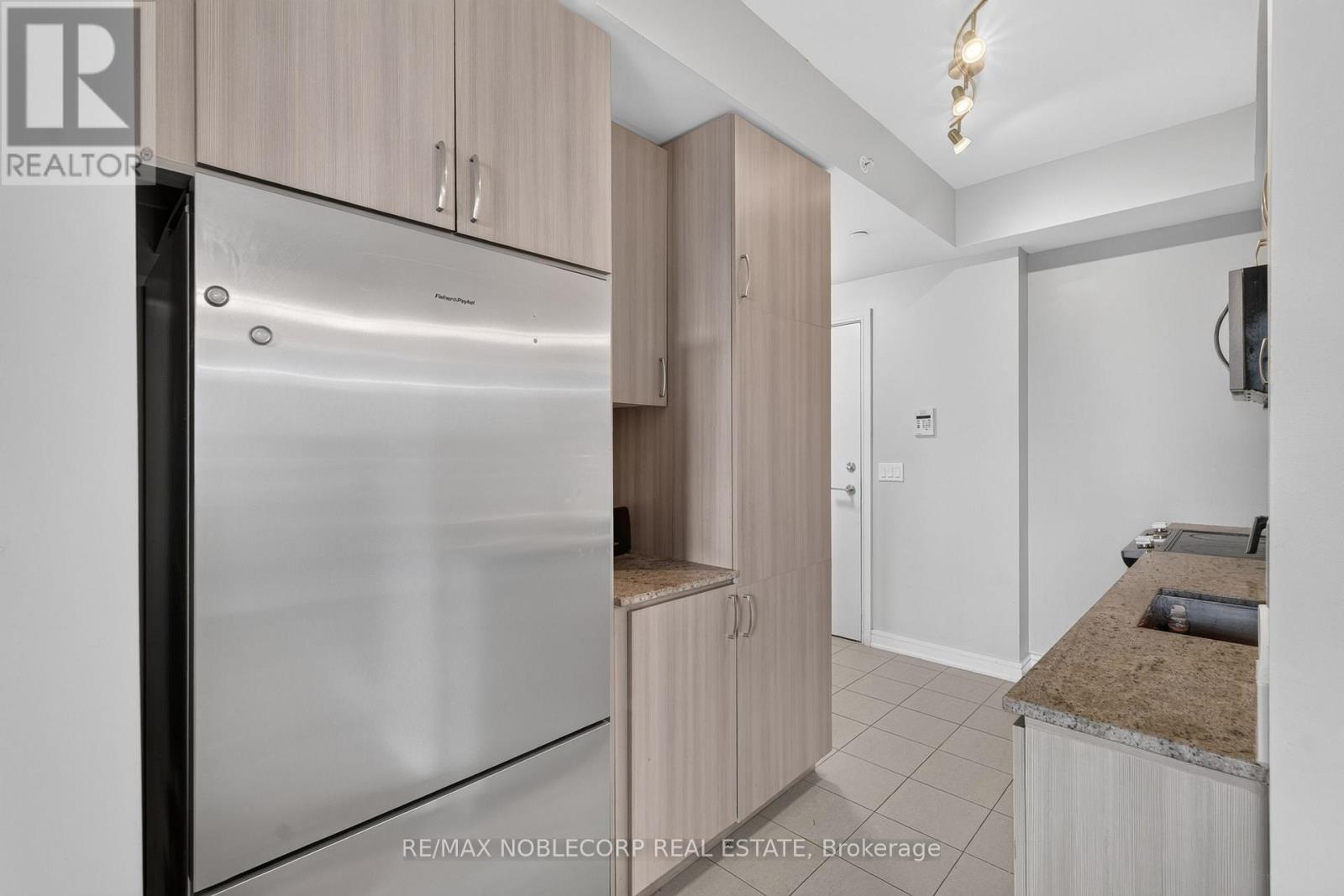 206sw - 9191 Yonge Street, Richmond Hill, Ontario  L4C 1E2 - Photo 15 - N13758722