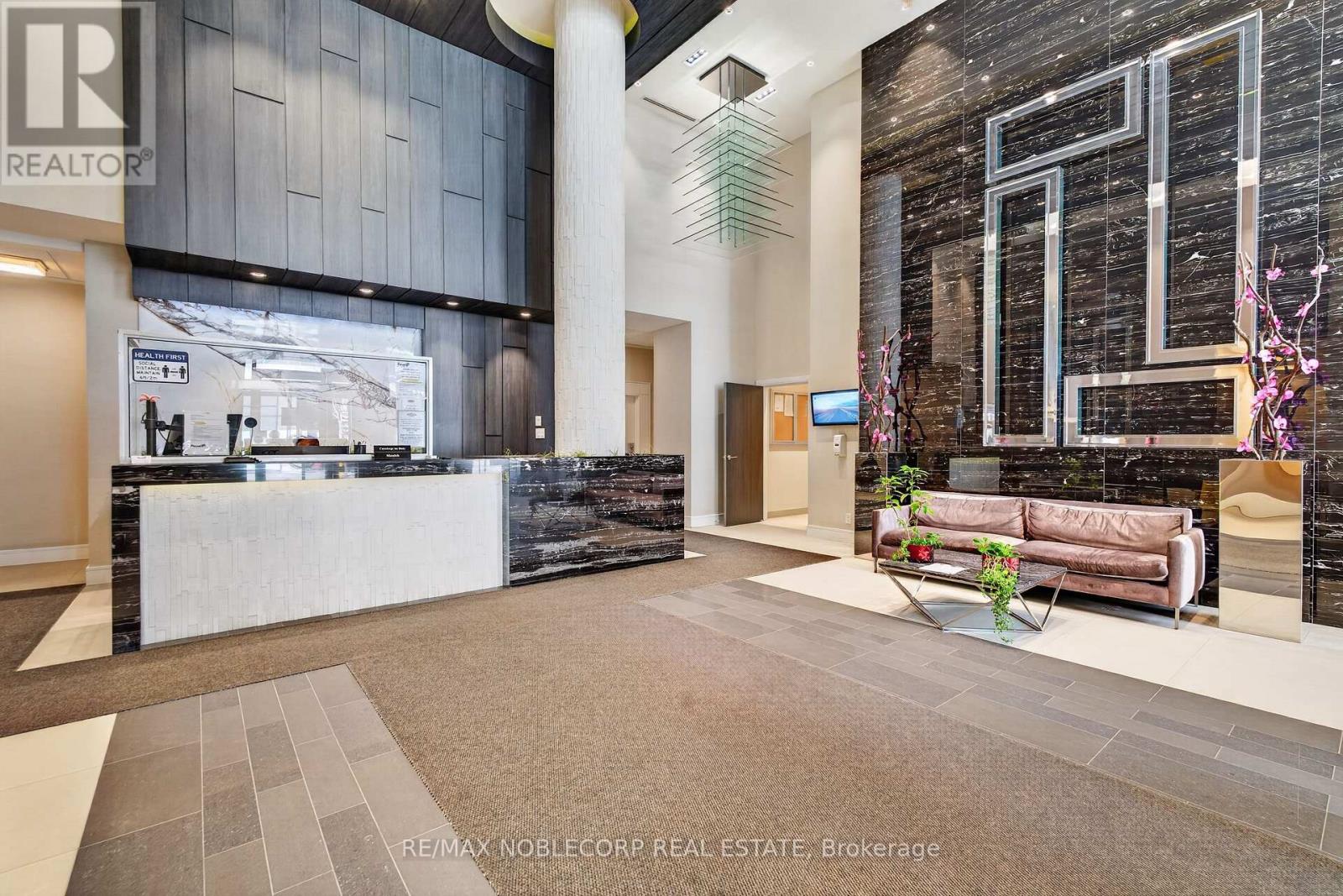 206sw - 9191 Yonge Street, Richmond Hill, Ontario  L4C 1E2 - Photo 6 - N13758722