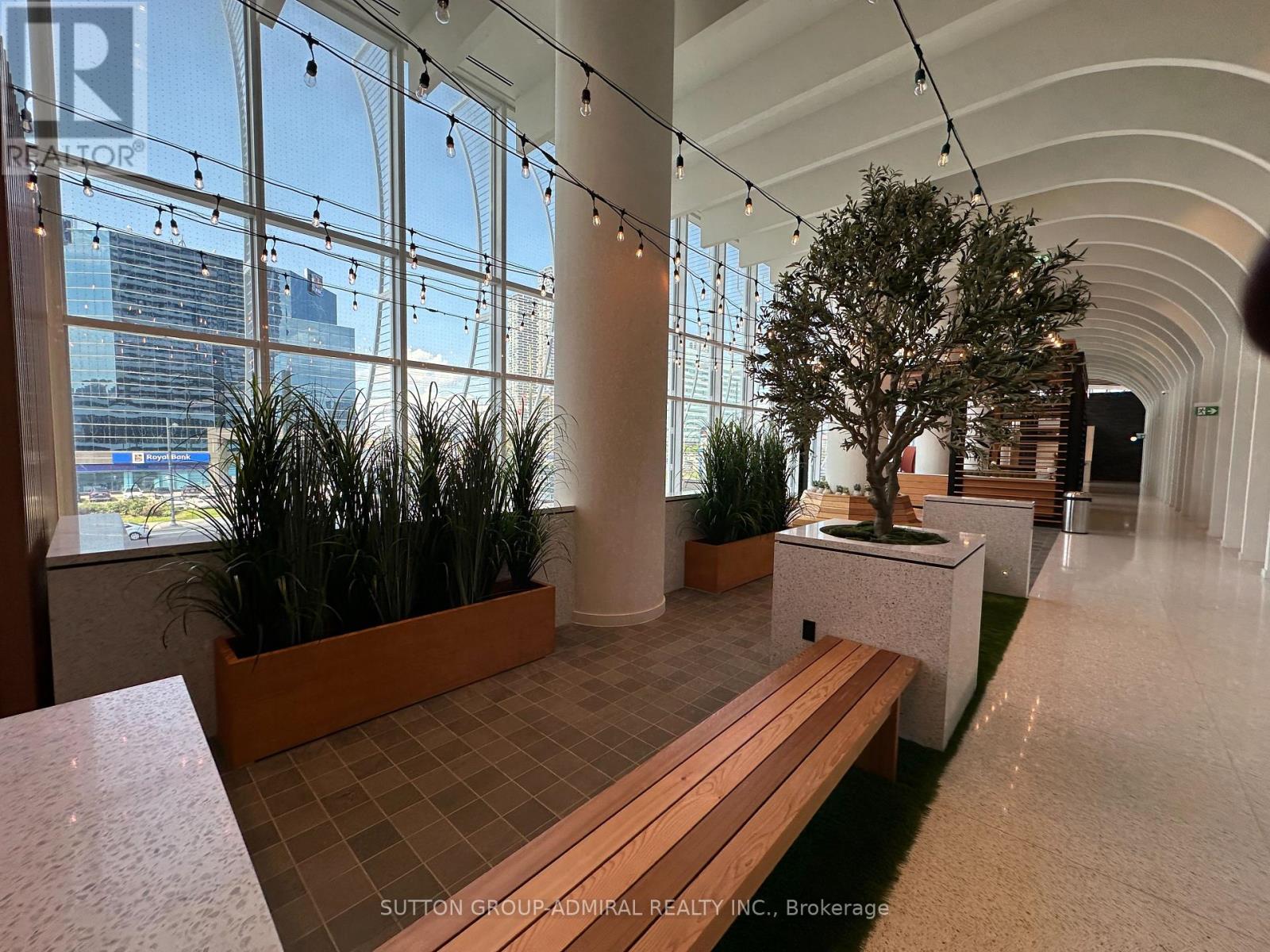 5503 - 8 Interchange Way, Vaughan (Vaughan Corporate Centre), Ontario  L4K 0R2 - Photo 3 - N13758744