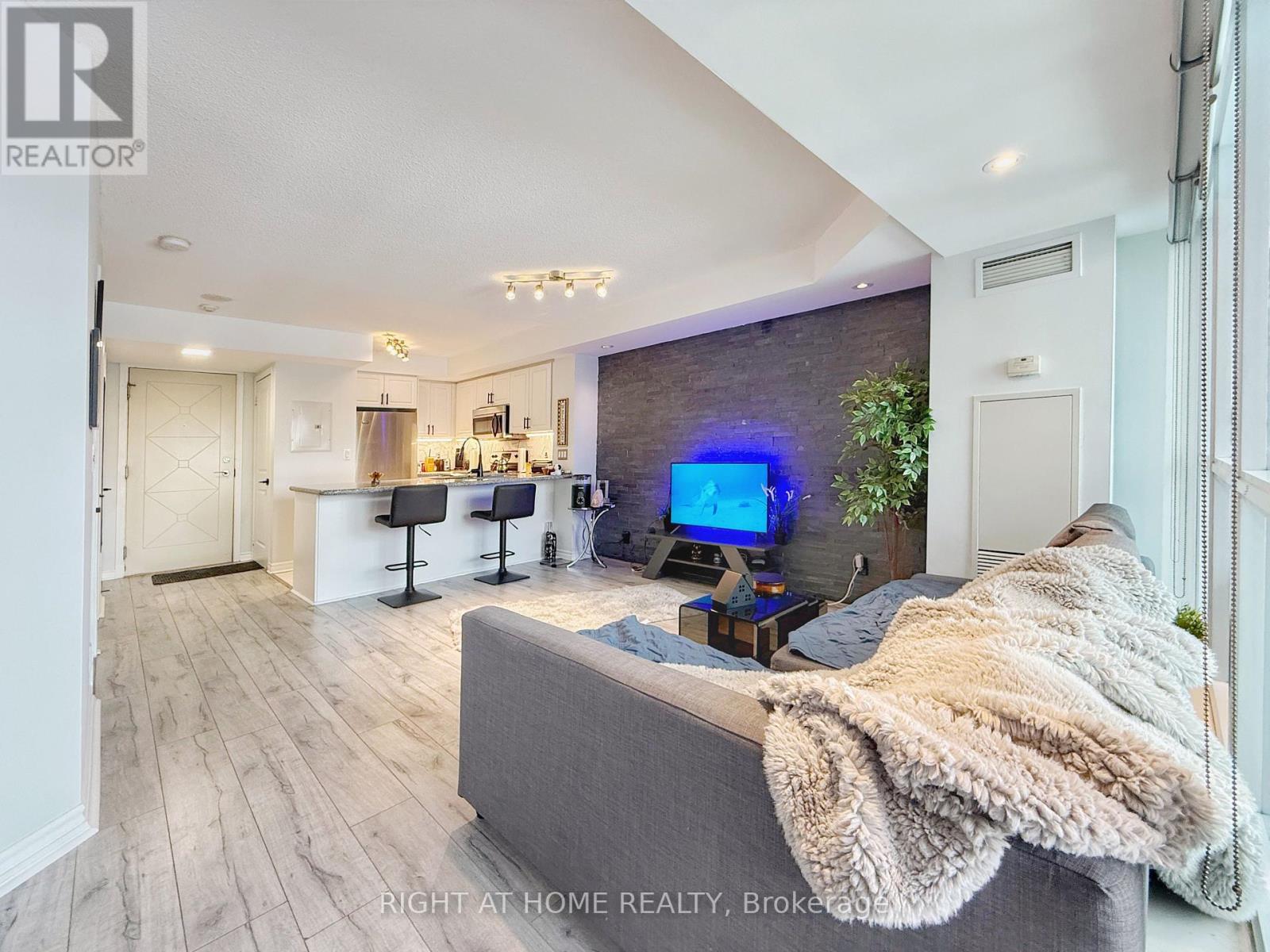 1211 - 18 Harding Boulevard, Richmond Hill (Harding), Ontario  L4C 0T3 - Photo 8 - N13758752