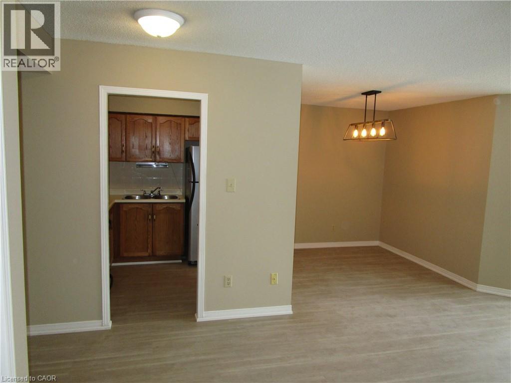 180 Limeridge Road W Unit# 401, Hamilton, Ontario  L9C 7H7 - Photo 11 - 40861621