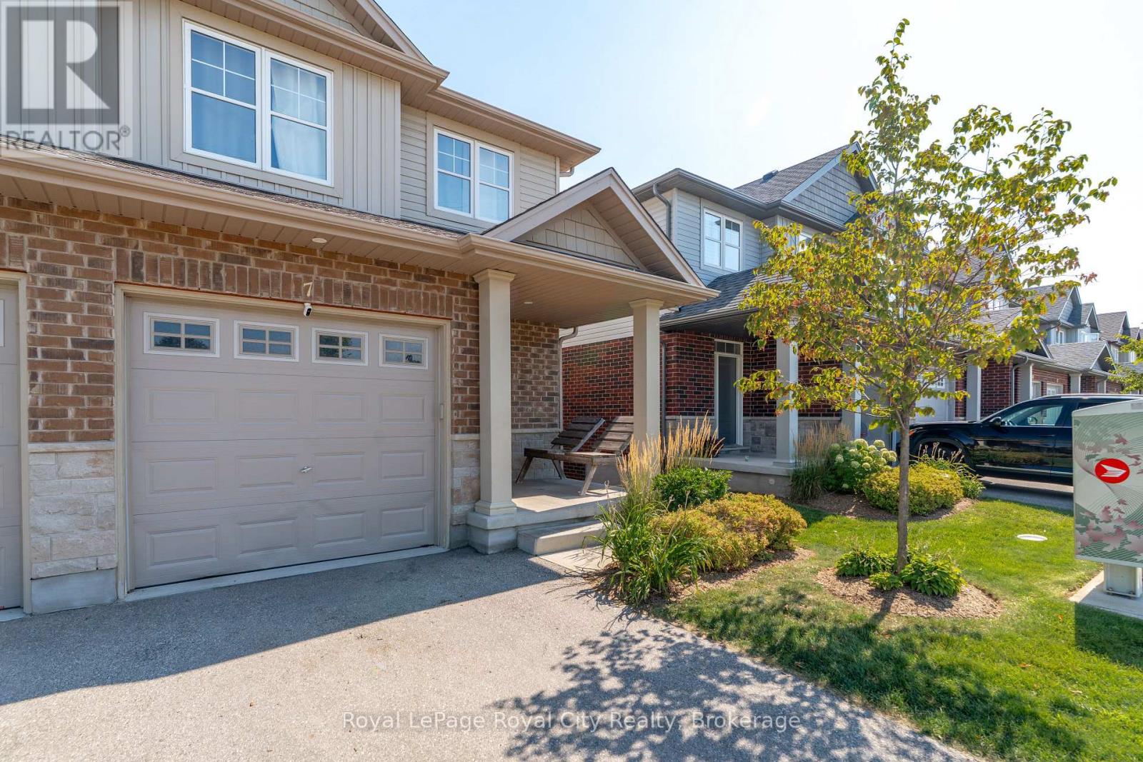 7 - 269 Watson Parkway N, Guelph, Ontario  N1E 0R3 - Photo 2 - X13758662
