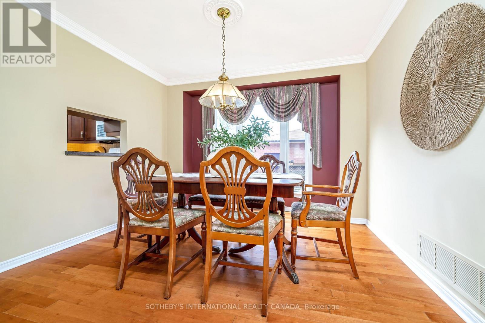 420 The Thicket, Mississauga, Ontario  L5G 4P6 - Photo 11 - W13758604