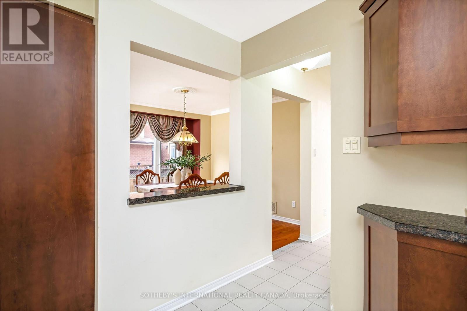 420 The Thicket, Mississauga, Ontario  L5G 4P6 - Photo 13 - W13758604