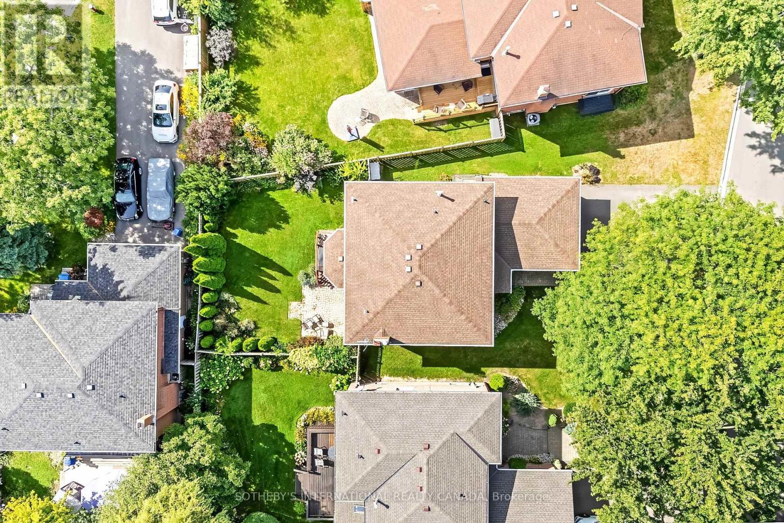 420 The Thicket, Mississauga, Ontario  L5G 4P6 - Photo 4 - W13758604