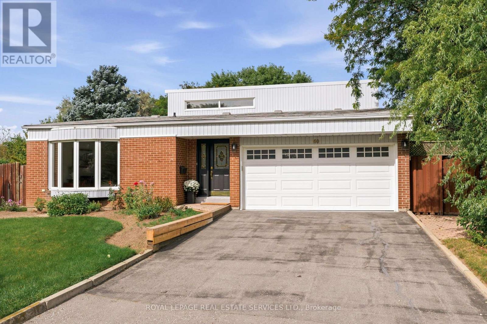 60 BOWSHELM COURT, Mississauga, Ontario