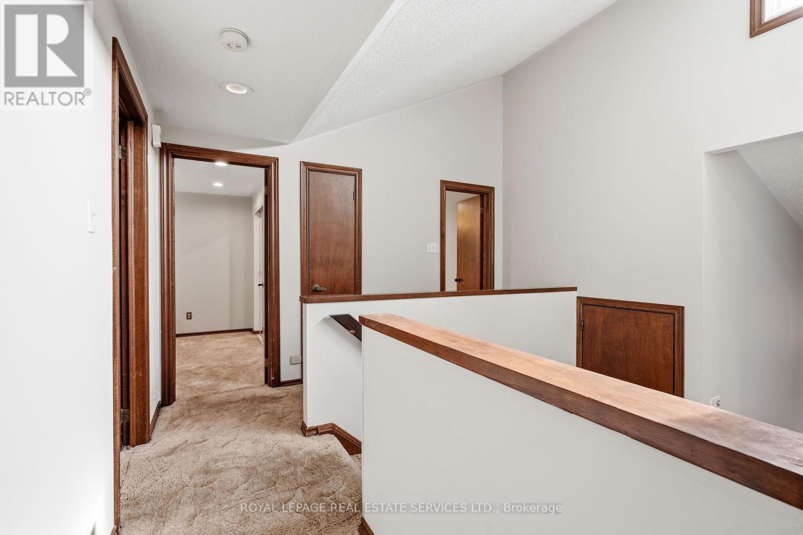 60 Bowshelm Court, Mississauga, Ontario  L5N 1K1 - Photo 17 - W13758716