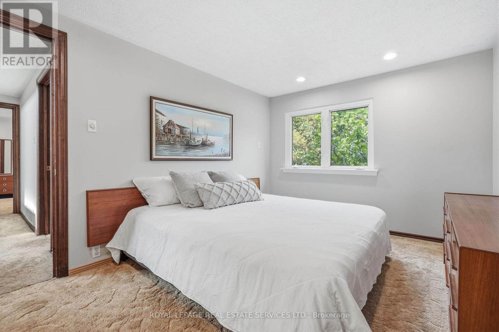 60 Bowshelm Court, Mississauga, Ontario  L5N 1K1 - Photo 19 - W13758716