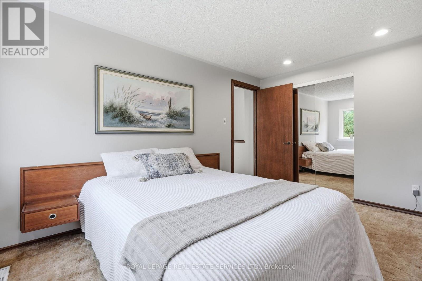 60 Bowshelm Court, Mississauga, Ontario  L5N 1K1 - Photo 24 - W13758716