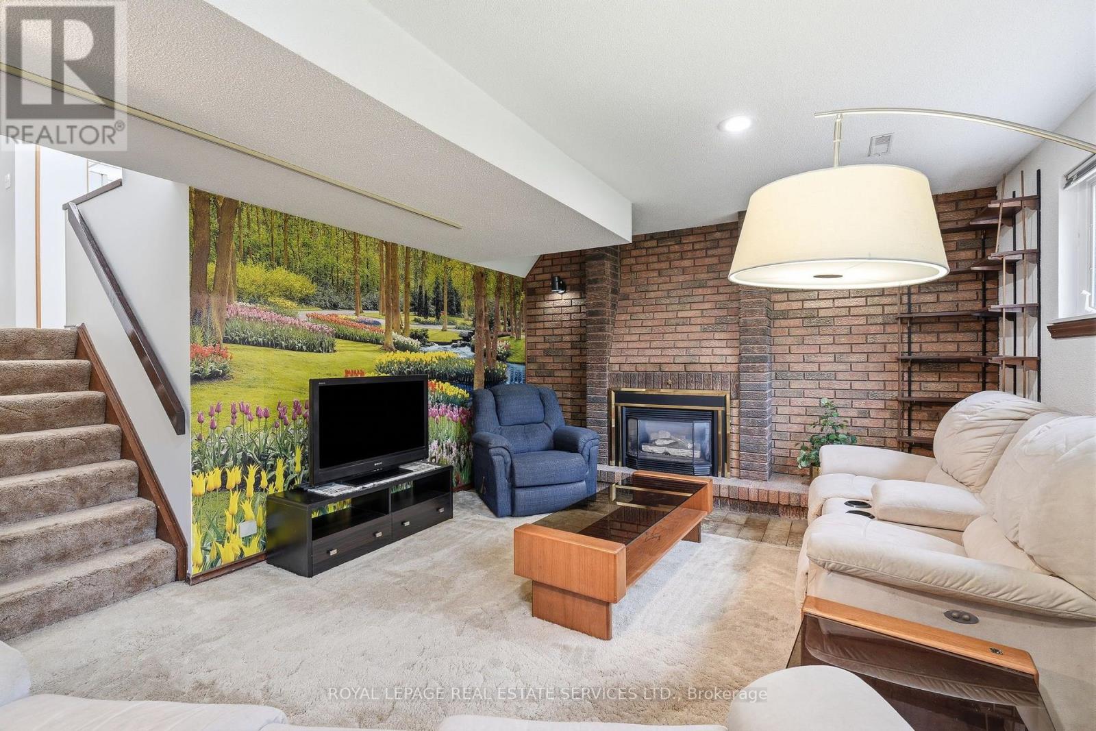 60 Bowshelm Court, Mississauga, Ontario  L5N 1K1 - Photo 26 - W13758716