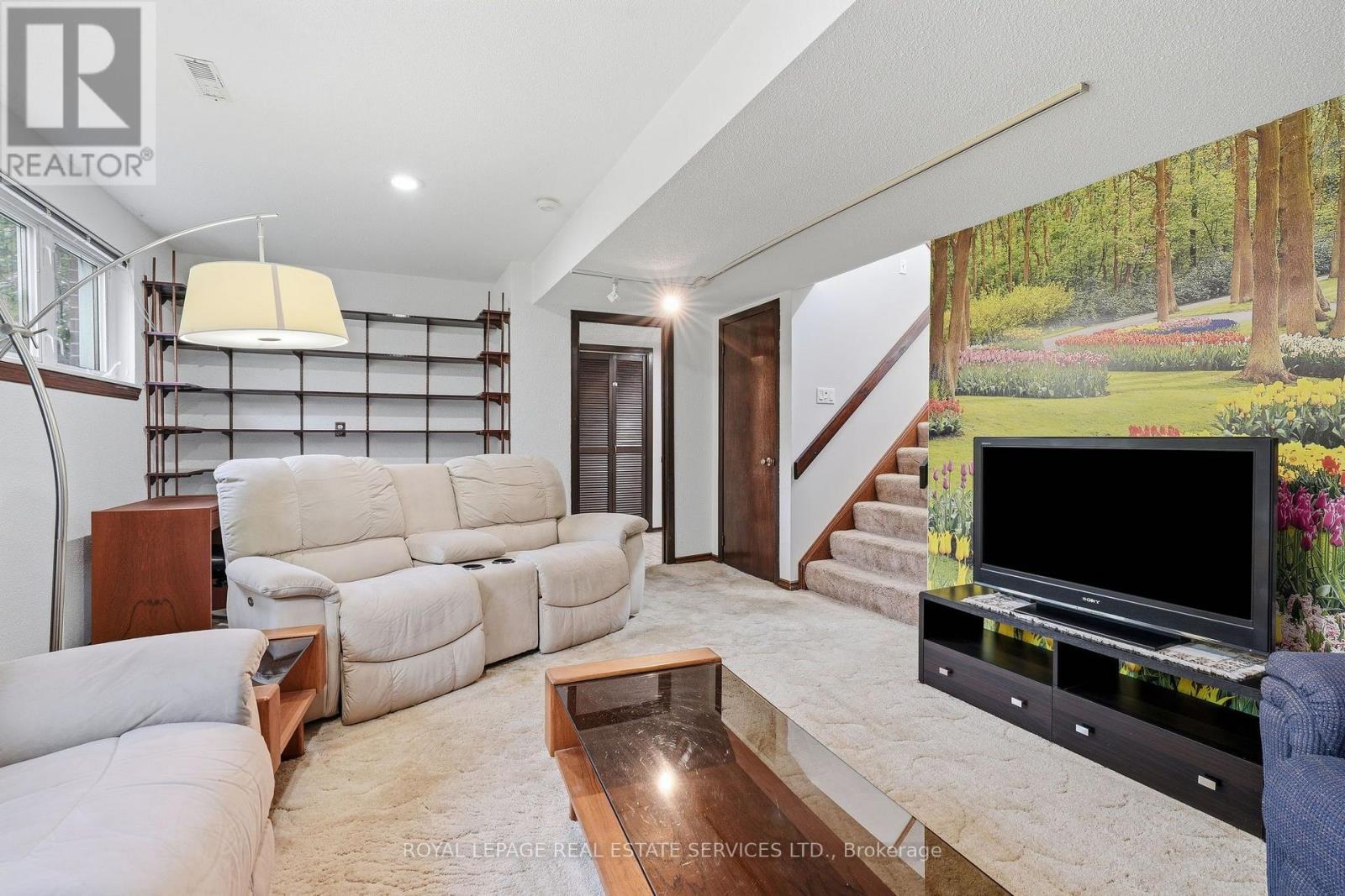 60 Bowshelm Court, Mississauga, Ontario  L5N 1K1 - Photo 28 - W13758716