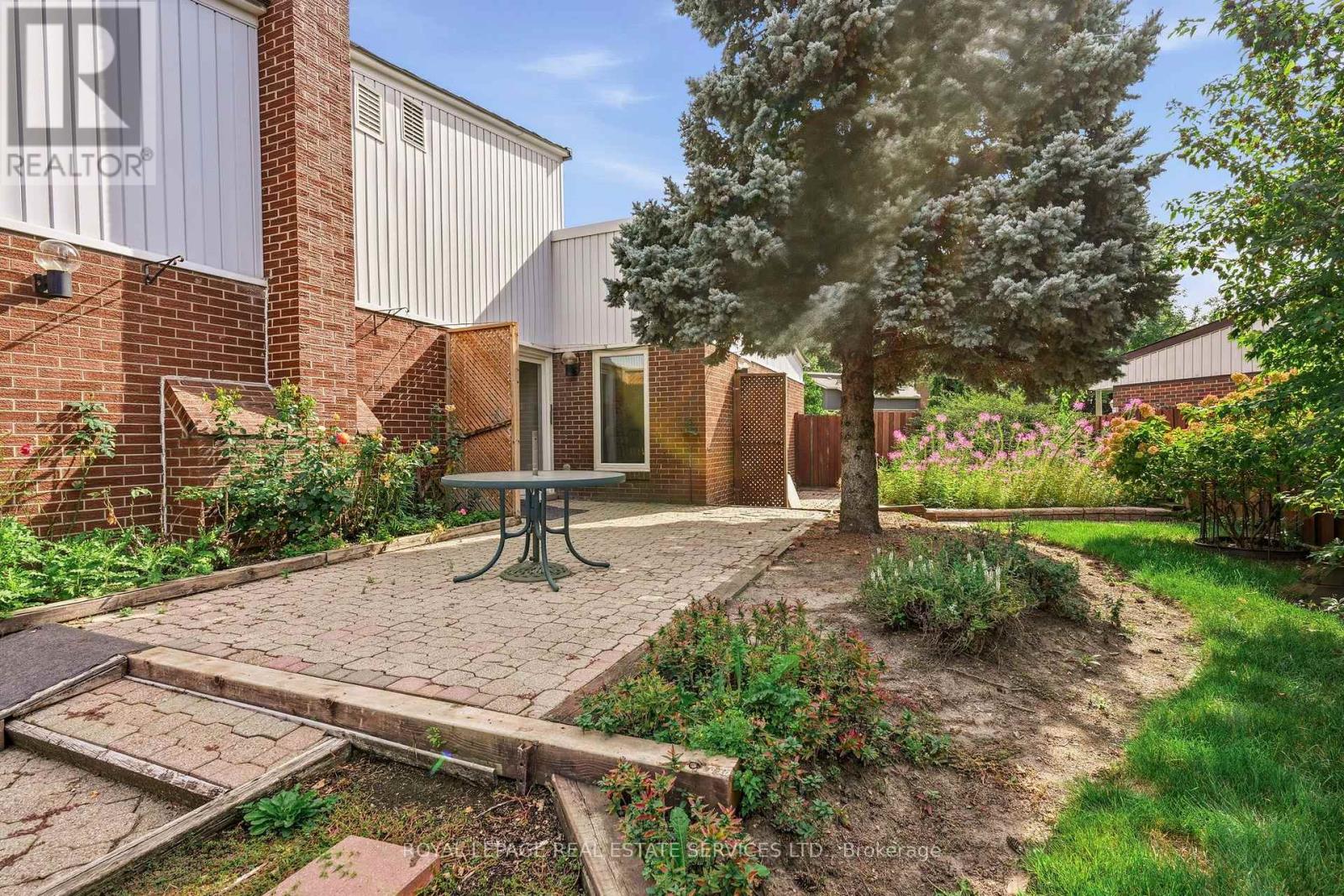 60 Bowshelm Court, Mississauga, Ontario  L5N 1K1 - Photo 33 - W13758716