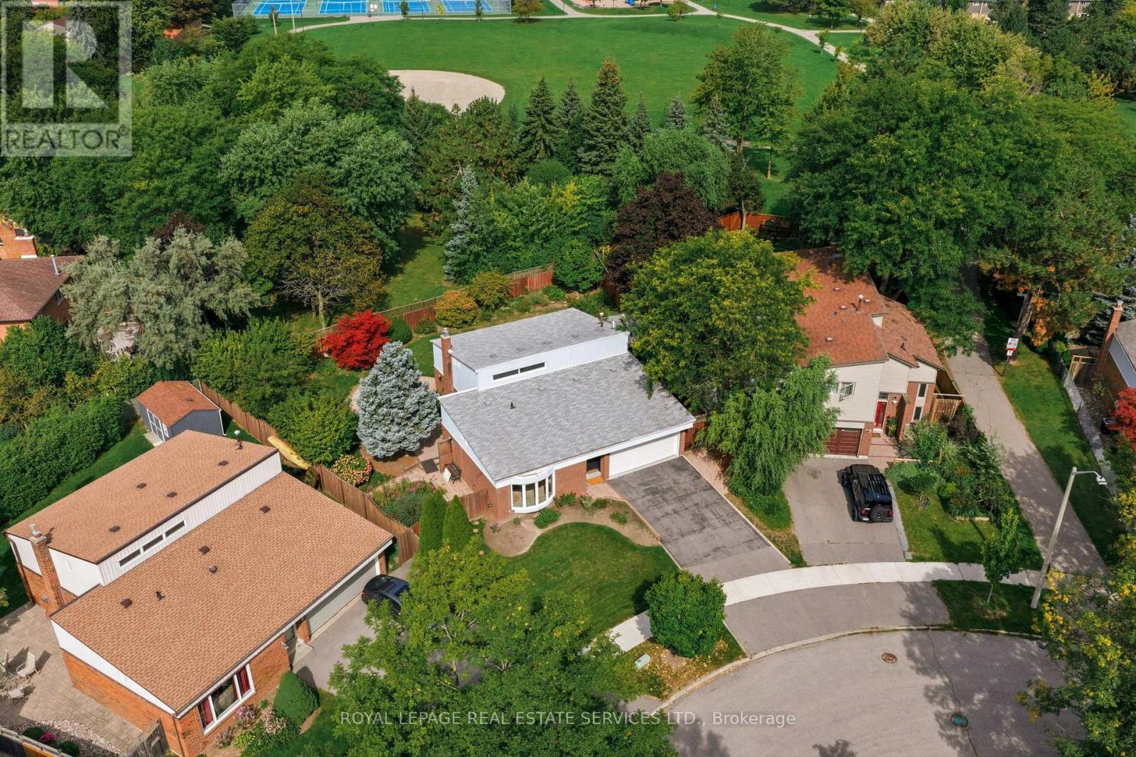 60 Bowshelm Court, Mississauga, Ontario  L5N 1K1 - Photo 40 - W13758716