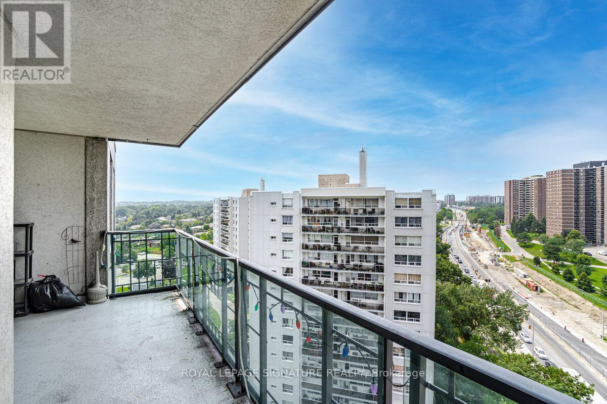 1410 - 38 Fontenay Court, Toronto, Ontario  M9A 5H5 - Photo 26 - W13758774