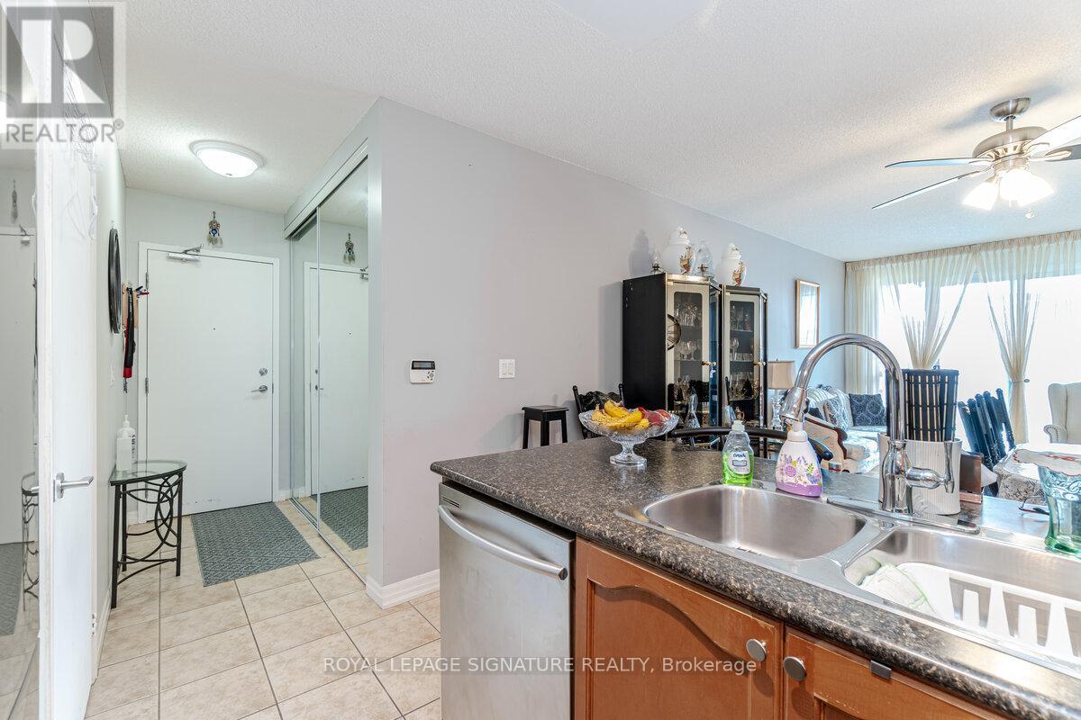 1410 - 38 Fontenay Court, Toronto, Ontario  M9A 5H5 - Photo 9 - W13758774