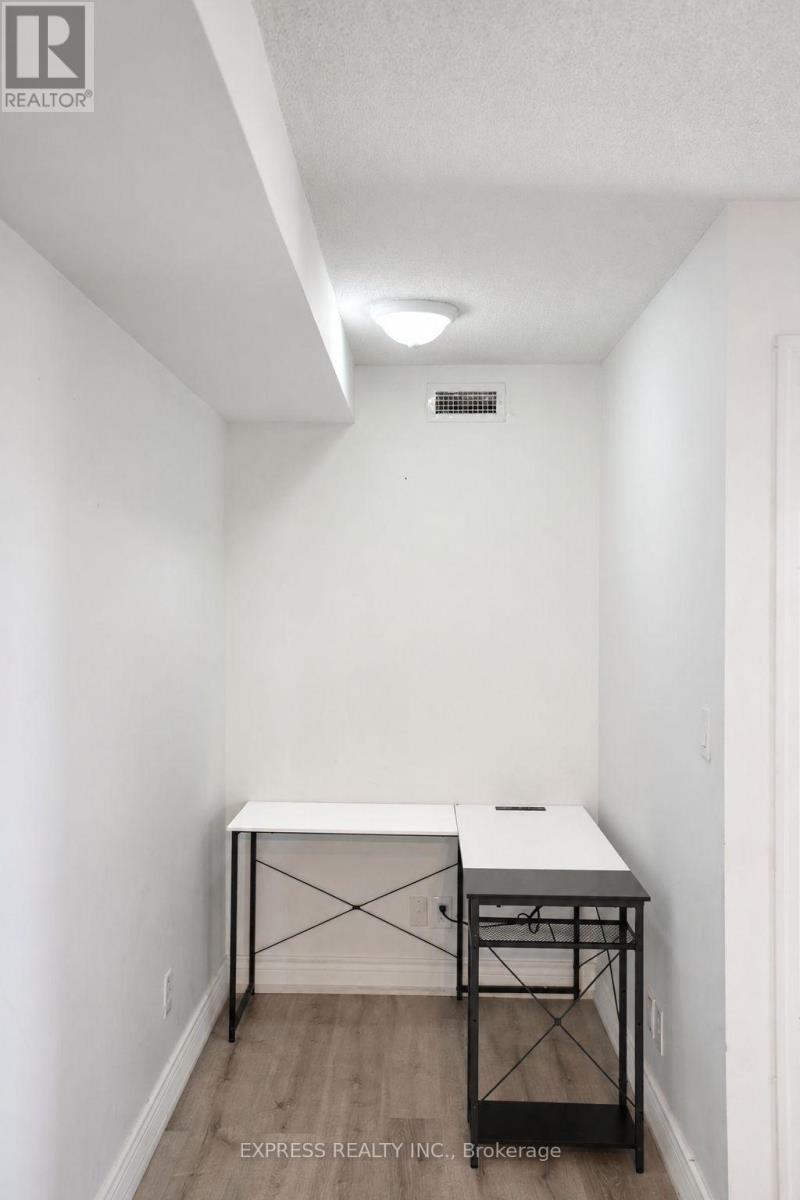 1105 - 2015 Sheppard Avenue E, Toronto, Ontario  M2J 0B3 - Photo 18 - C13755712