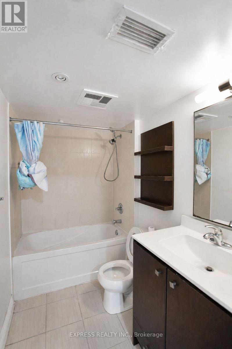 1105 - 2015 Sheppard Avenue E, Toronto, Ontario  M2J 0B3 - Photo 16 - C13755712