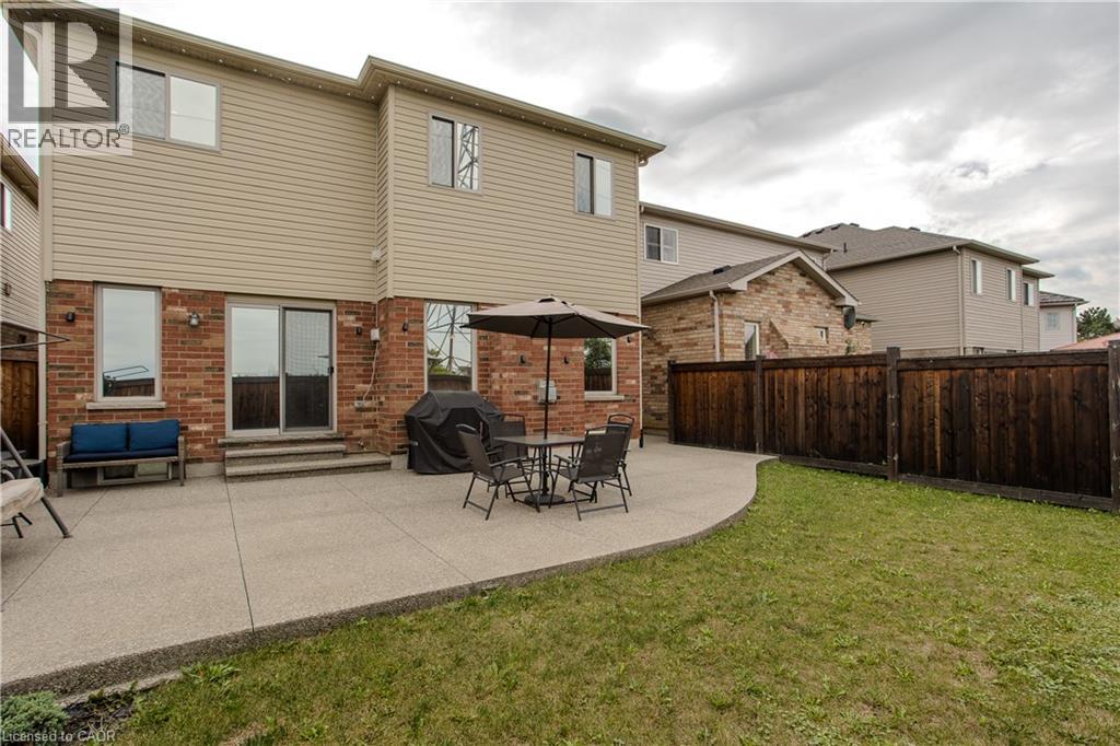 24 Newcastle Court, Hamilton, Ontario  L8V 0A6 - Photo 34 - 40861131