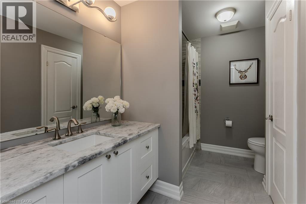 24 Newcastle Court, Hamilton, Ontario  L8V 0A6 - Photo 23 - 40861131