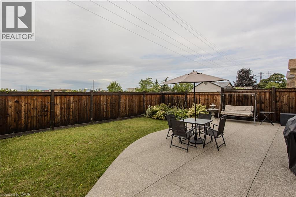 24 Newcastle Court, Hamilton, Ontario  L8V 0A6 - Photo 31 - 40861131